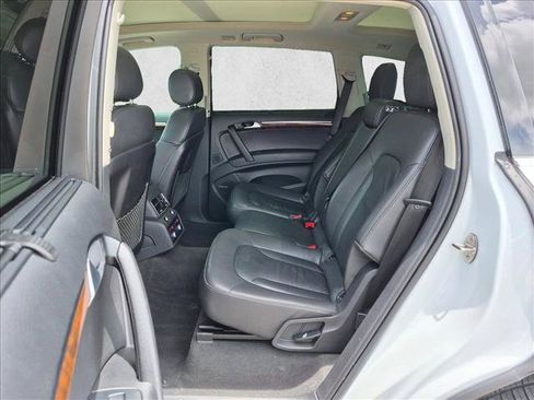 Used 2015 Audi Q7 TDI Premium Plus w/ Premium Plus Package AWD/4WD image 19