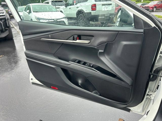 Used 2025 Toyota Camry LE FWD image 29