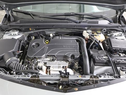 Used 2024 Chevrolet Malibu LT image 19