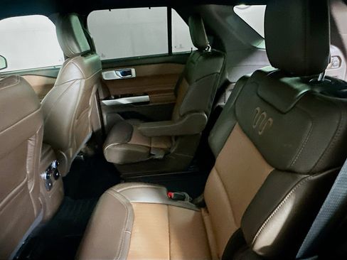 Used 2022 Ford Explorer King Ranch w/ Class IV Trailer Tow Package image 29