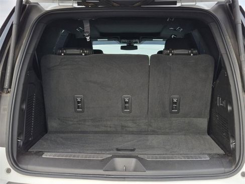 Used 2021 Chevrolet Tahoe RST w/ Luxury Package image 8