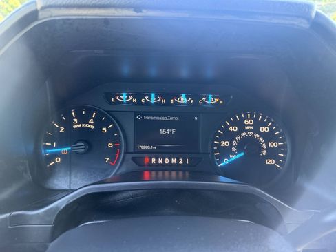 Used 2016 Ford F150 XL w/ Equipment Group 101A Mid AWD/4WD image 12