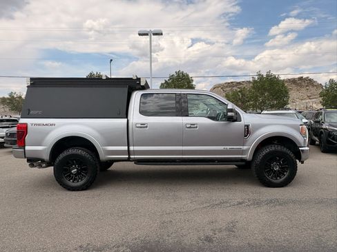 Used 2020 Ford F350 Lariat w/ Tremor Off-Road Package AWD/4WD image 6