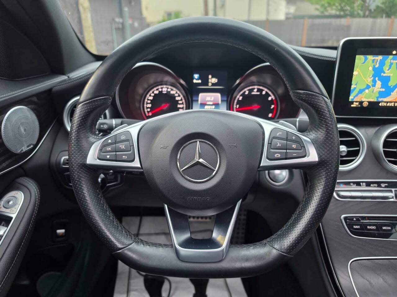 Used 2015 Mercedes-Benz C 300 Sedan image 22