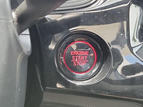 Certified 2025 Honda Civic Sport image 30