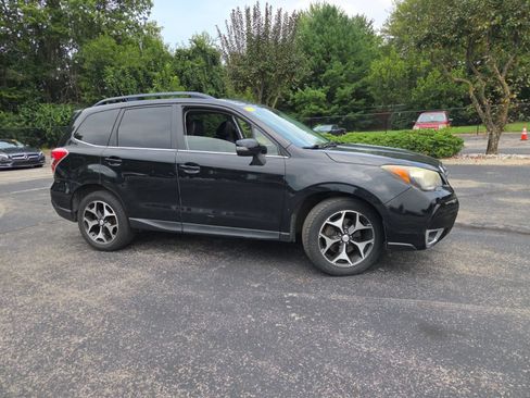 Used 2014 Subaru Forester 2.0XT Touring AWD/4WD image 3
