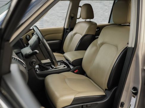 Used 2022 INFINITI QX80 Premium Select w/ Cargo Package image 21