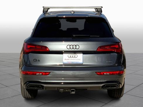 Used 2024 Audi Q5 2.0T Premium w/ Summer of Audi Package AWD/4WD image 5