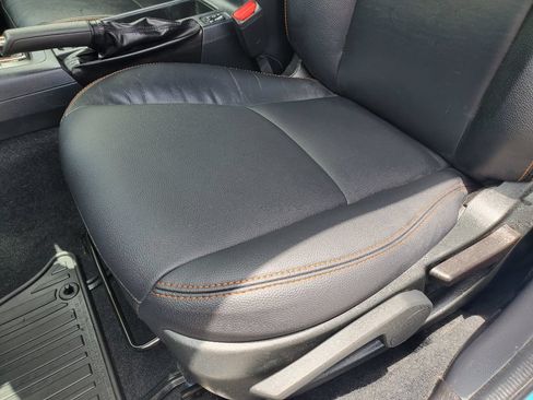 Used 2016 Subaru Crosstrek 2.0i Limited AWD/4WD image 16