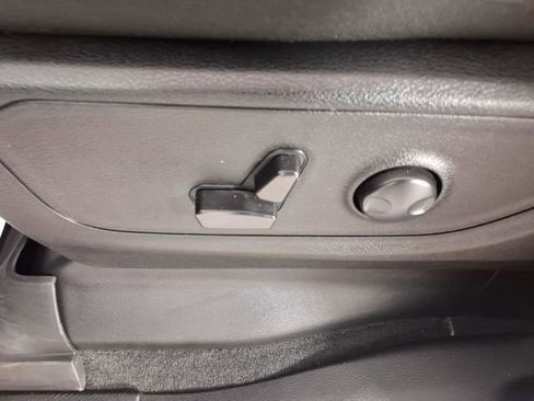 Used 2023 RAM 1500 Big Horn AWD/4WD image 14