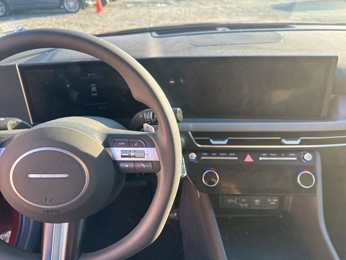 Used 2024 Hyundai Sonata SEL image 9