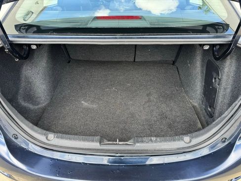 Used 2015 MAZDA MAZDA3 i Sport image 14