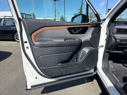 New 2026 Subaru Forester Sport AWD/4WD image 18