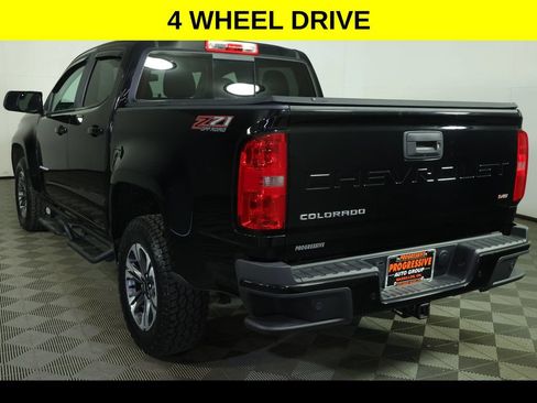 Used 2022 Chevrolet Colorado Z71 AWD/4WD image 6
