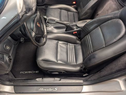 Used 2004 Porsche Boxster S RWD image 16