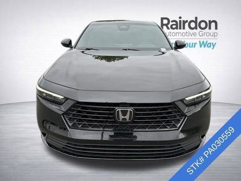 Used 2023 Honda Accord Sport image 2