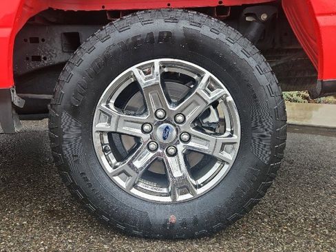 Used 2023 Ford F150 Lariat w/ FX4 Off-Road Package image 29