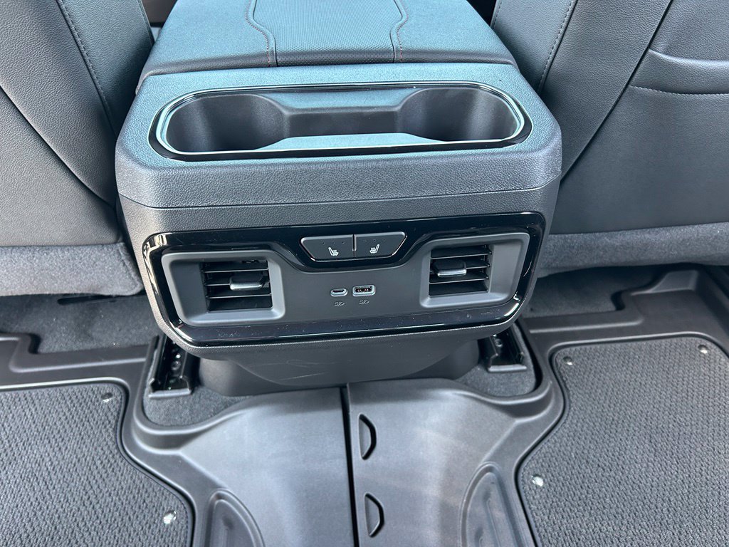 New 2026 GMC Sierra 1500 AT4 w/ AT4 Premium Package AWD/4WD image 48