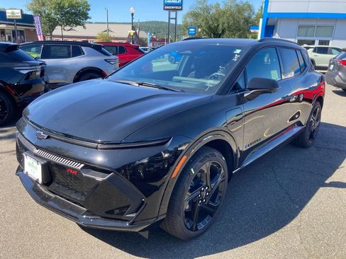 New 2025 Chevrolet Equinox EV RS w/ Convenience Package II image 3