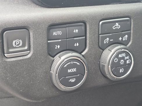 Used 2023 Chevrolet Silverado 1500 RST AWD/4WD image 11