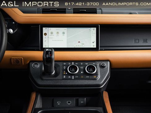 Used 2023 Land Rover Defender 110 X-Dynamic SE AWD/4WD image 14