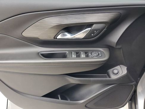 Certified 2023 GMC Terrain SLE w/ Driver Convenience Package FWD image 20