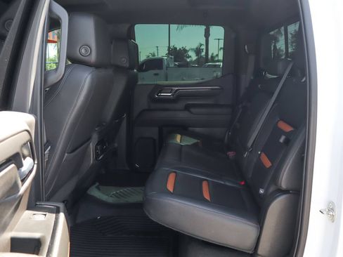 Used 2023 GMC Sierra 1500 AT4 w/ Technology Package AWD/4WD image 46