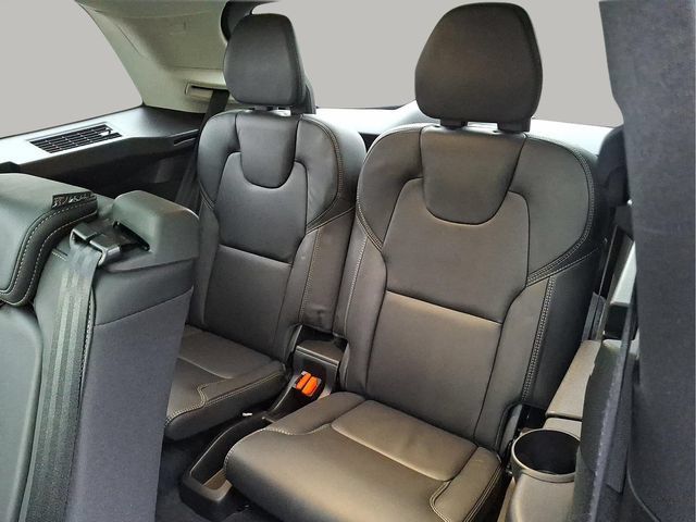 Used 2026 Volvo XC90 B6 Ultra AWD/4WD image 8