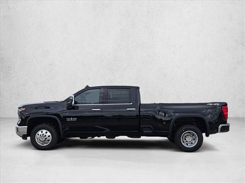 New 2026 Chevrolet Silverado 3500 LTZ w/ LTZ Texas Edition AWD/4WD image 5