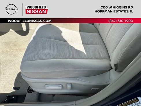 Used 2011 Toyota Camry LE image 26