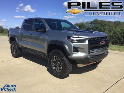 Used 2025 Chevrolet Colorado ZR2 w/ Technology Package