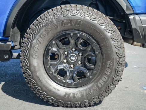 Used 2021 Ford Bronco First Edition AWD/4WD image 11
