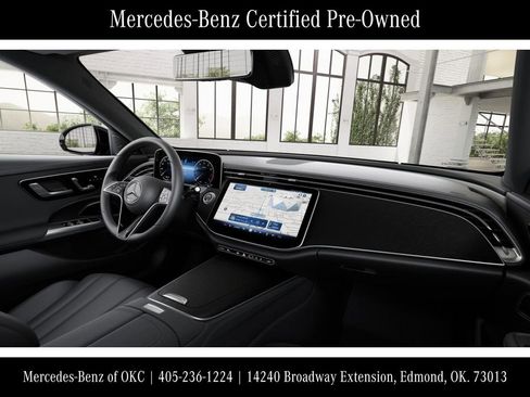 Used 2025 Mercedes-Benz E 350 4MATIC Sedan image 7