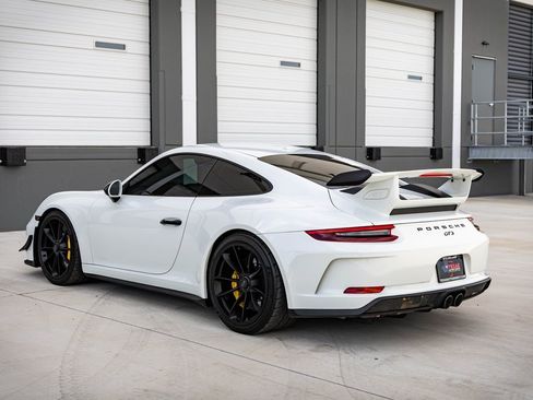 Used 2018 Porsche 911 GT3 image 10