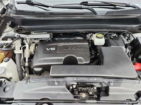 Used 2020 Nissan Pathfinder Platinum AWD/4WD image 13