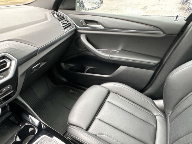 Certified 2024 BMW X4 xDrive30i w/ Premium Package AWD/4WD image 41