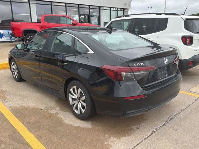 Used 2025 Honda Civic LX image 5