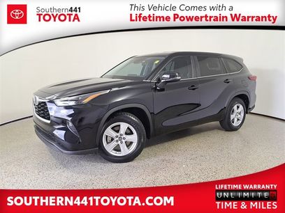 Used 2023 Toyota Highlander LE