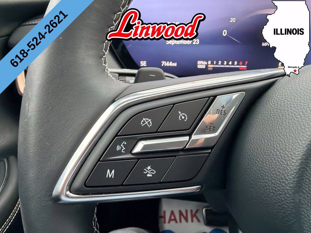 Used 2025 Buick Envision Sport Touring AWD/4WD image 18