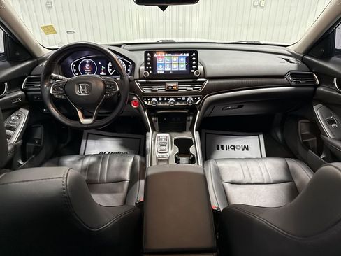 Used 2022 Honda Accord Touring image 21