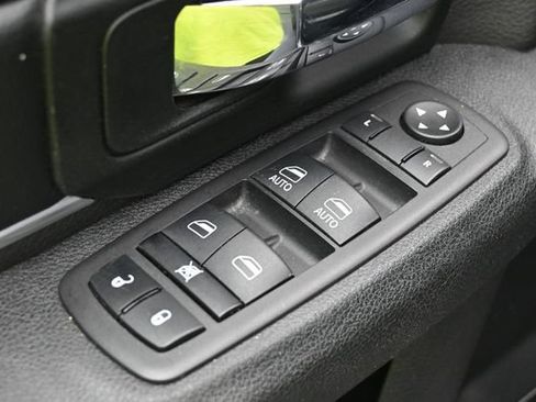 Used 2024 RAM 1500 Warlock AWD/4WD image 13