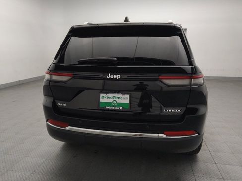 Used 2023 Jeep Grand Cherokee Laredo AWD/4WD image 7
