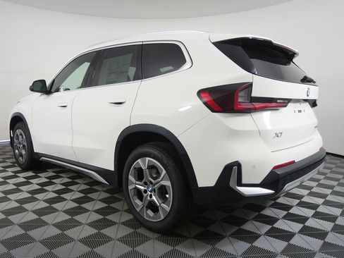 New 2026 BMW X1 xDrive28i w/ Convenience Package AWD/4WD image 5