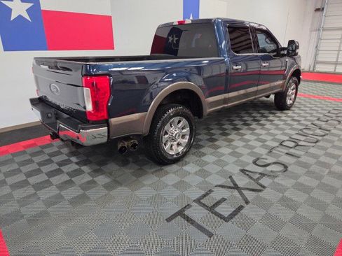 Used 2017 Ford F250 Lariat w/ Chrome Package image 18