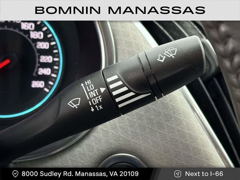 Used 2017 Chevrolet Malibu LT image 26