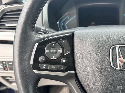 Used 2023 Honda Odyssey Touring image 19