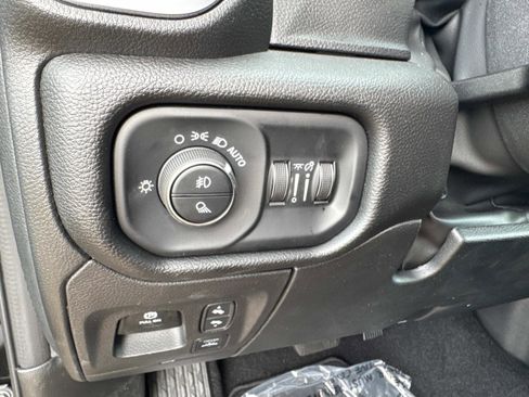 New 2025 RAM 1500 Big Horn image 31
