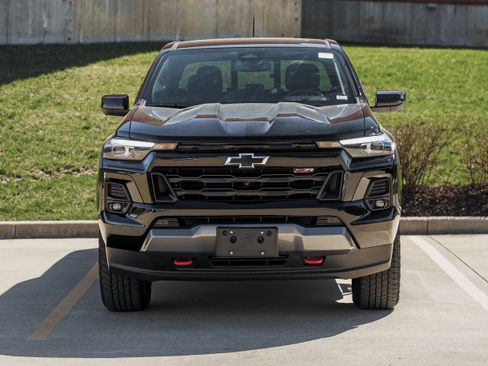 Used 2024 Chevrolet Colorado Z71 w/ Z71 Convenience Package 2 image 28