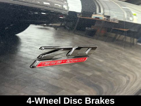 Used 2023 Chevrolet Corvette Stingray Premium Conv w/ Z51 Performance Package image 16