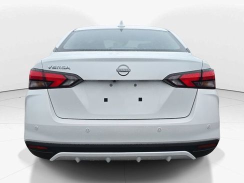New 2025 Nissan Versa SV w/ Trunk Package FWD image 10